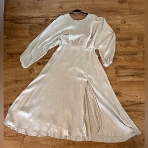 ASTR the Label Marin Dolman Midi Dress - champagne color